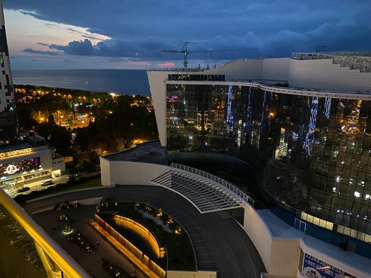 Apartment In Porta Batumi Tower Exterior photo